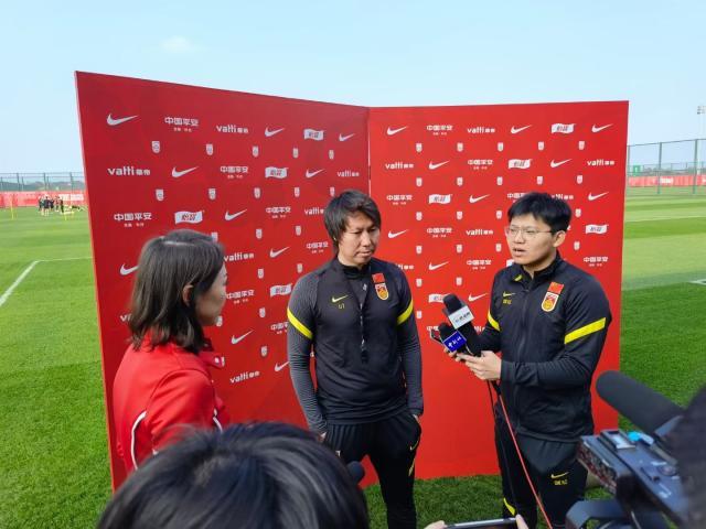 C7链接通道-李铁：阿兰或在集训末期报到 世预赛需要30-33人